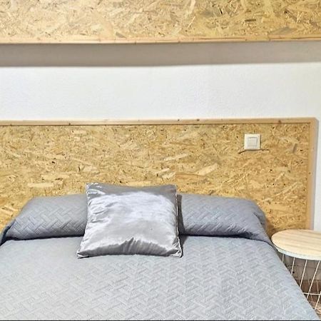 Apartament Macabeu Cim Apartaments Корнуделья Экстерьер фото